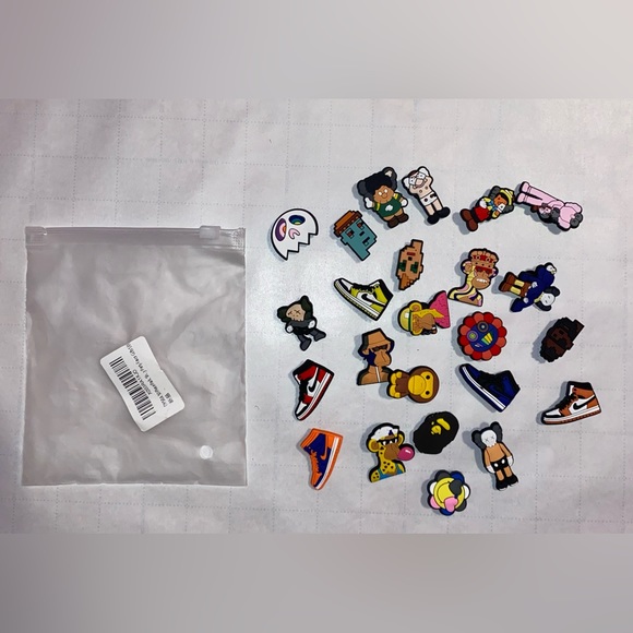 Croc charms 24-Piece Pack, Shoes Charms Decorations For crocs- - Picture 2 of 2